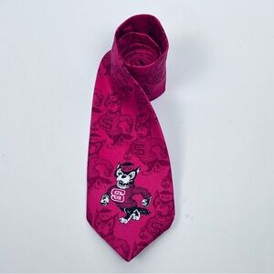 College Classics North Carolina State Wolfpack Jacquard Silk Tie with Mascot OS